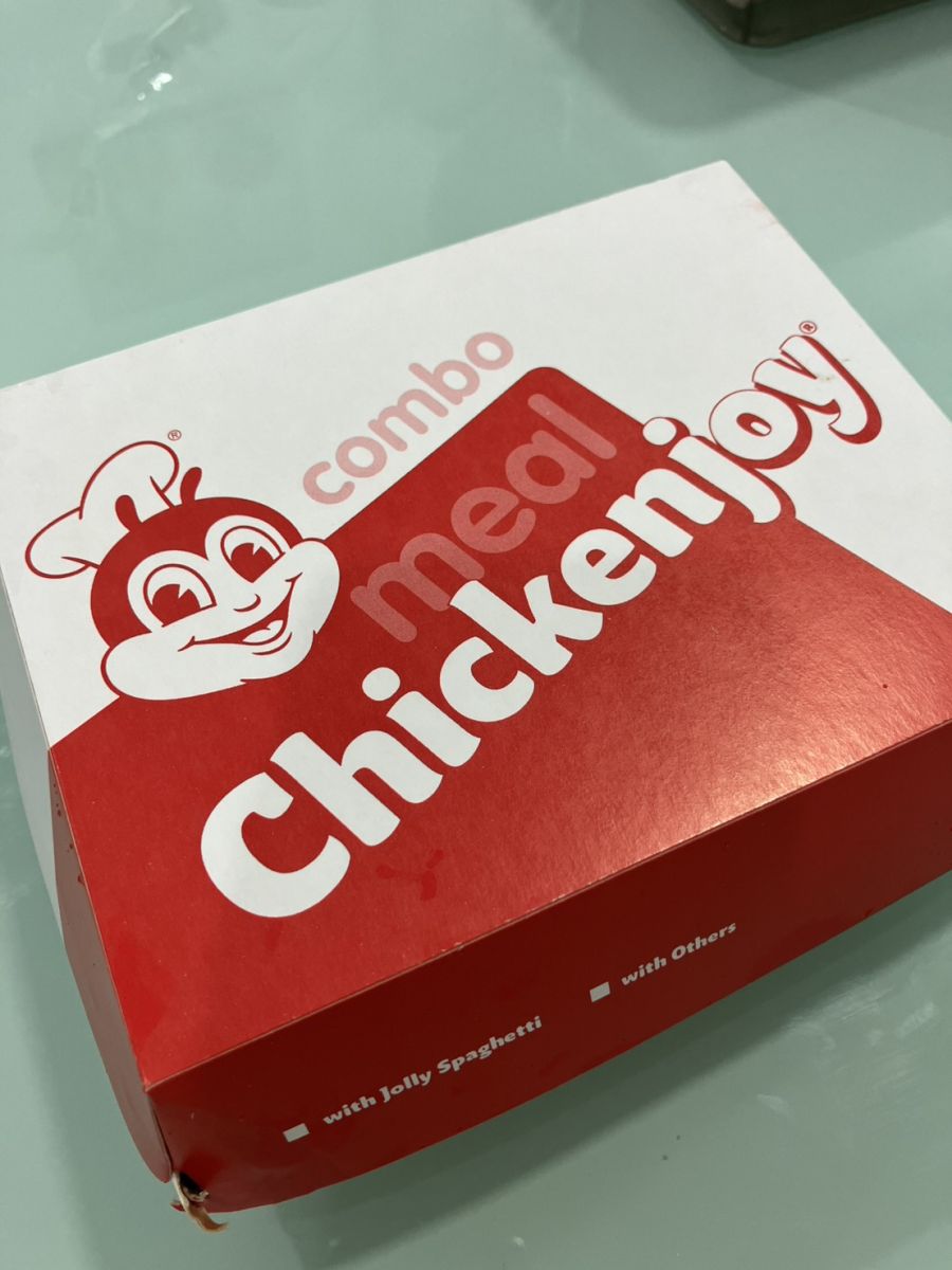 Jollibeeで頼んだご飯の写真